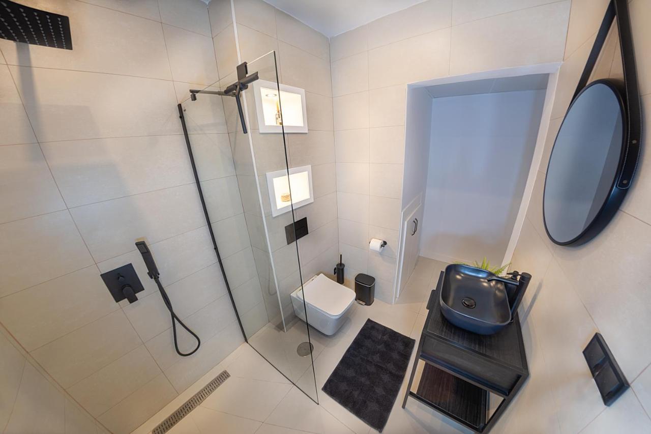 31 Apartments - Luxe In Het Centrum Van Málaga Exteriör bild
